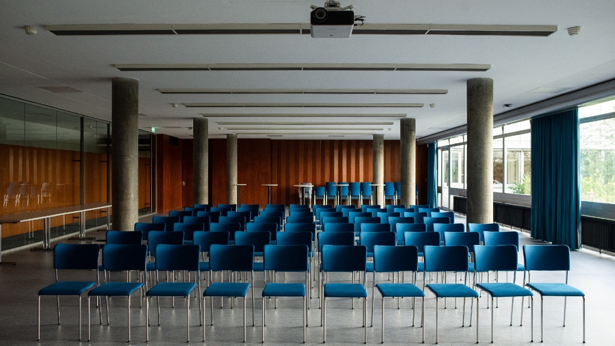 Hall for approx. 120 persons, supplied with modern lecture technology