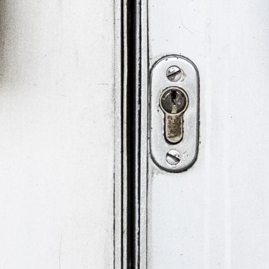 Door lock of the closed entrance for Visitors