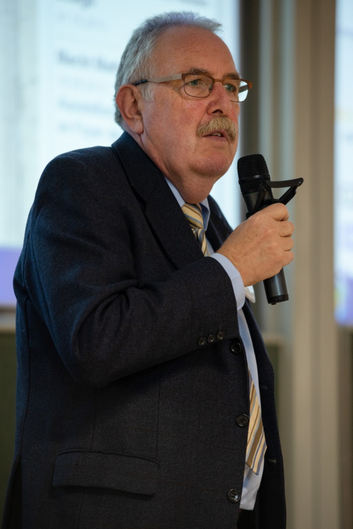 Werner Stephan, Leitender Bibliotheksdirektor der Universitätsbibliothek Stuttgart von 1998-2014, während der 14. Jahrestagung des DINI im Jahr 2013 in Stuttgart.